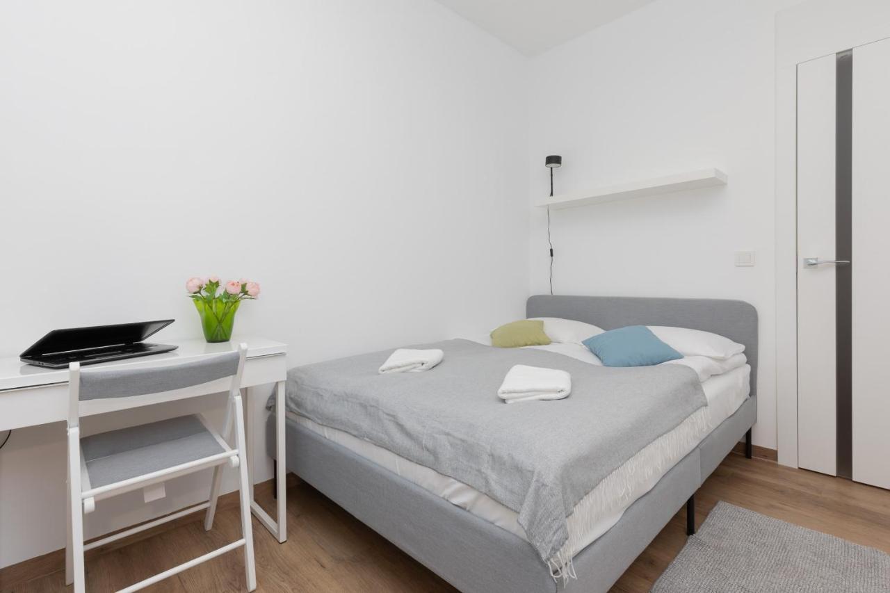 Warsaw Mokotow Apartment With 2 Bedrooms By Noclegi Renters المظهر الخارجي الصورة